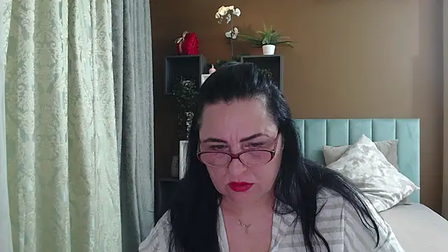 ValerieSmiths online show from 05/06/26, 05:46