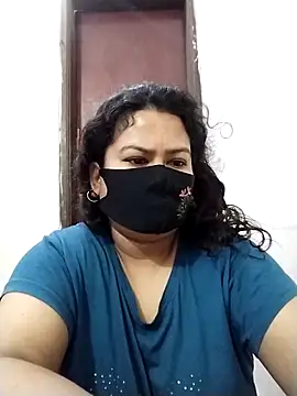 Star--Girl online show from 04/17/26, 12:02