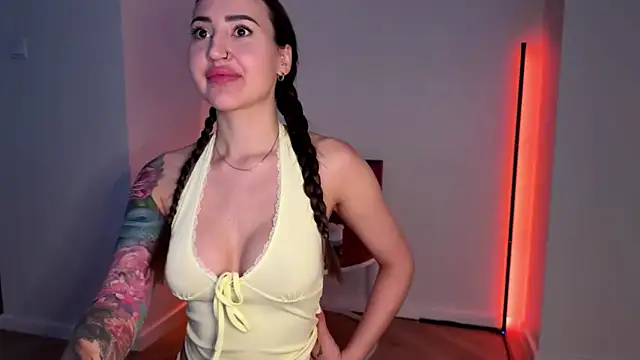 Lilith Lure online show from 05/28/26, 04:10