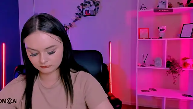 miss courtney  online show from 05/07/26, 08:42