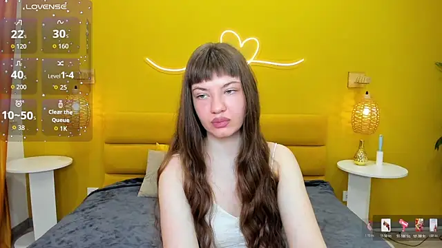 AgnesBeautiful online show from 04/04/26, 01:59