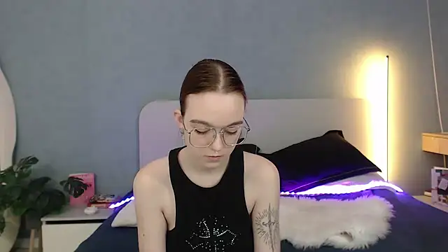 SunyLily online show from 03/29/26, 12:21