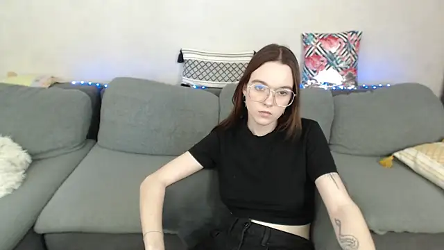 SunyLily online show from 04/24/26, 07:00