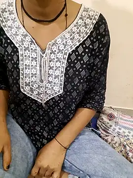 Your Haseena7 online show from 03/08/26, 03:49