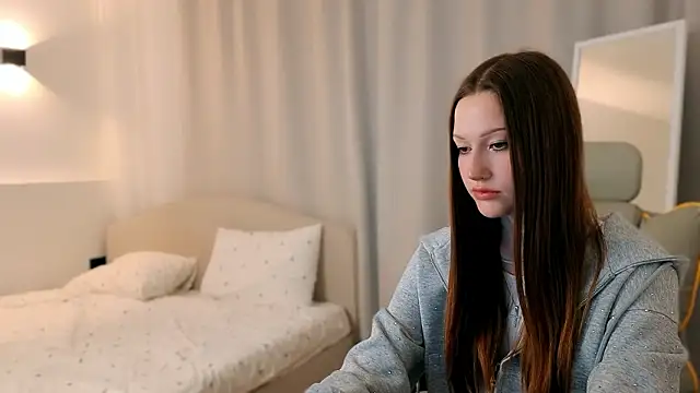 Snapshot of minny_stacy chatting on 03/04/26, 02:12 minny stacy online show from 03/04/26, 02:12