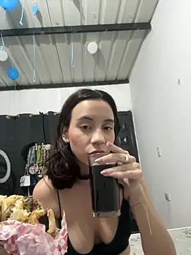 Nicole Cute04 online show from 04/01/26, 04:02