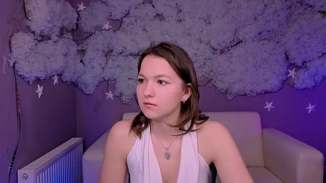 liana best online show from 04/28/26, 02:38
