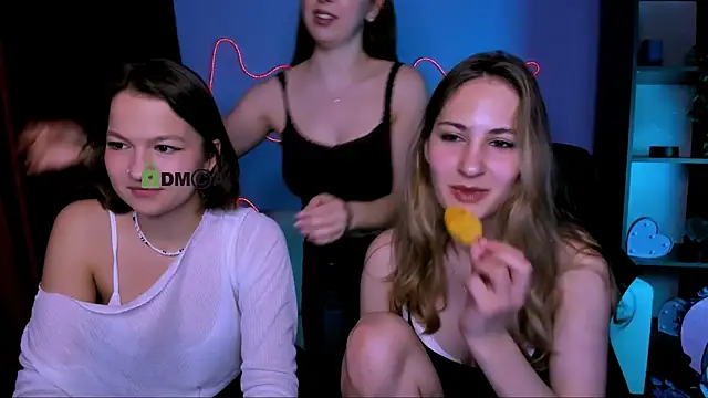 liana best online show from 05/31/26, 07:26