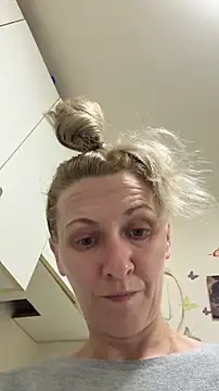 Secret Ladyx online show from 04/29/26, 07:09