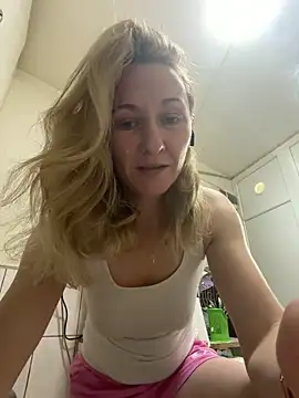 Secret Ladyx online show from 05/10/26, 04:06