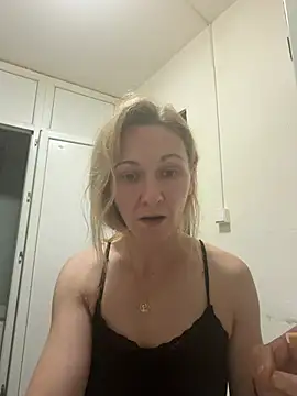 Secret Ladyx online show from 06/01/26, 04:47