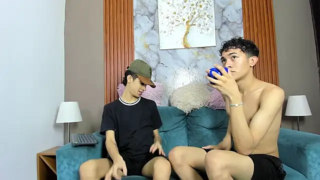 SKYN MAN online show from 04/14/26, 07:25