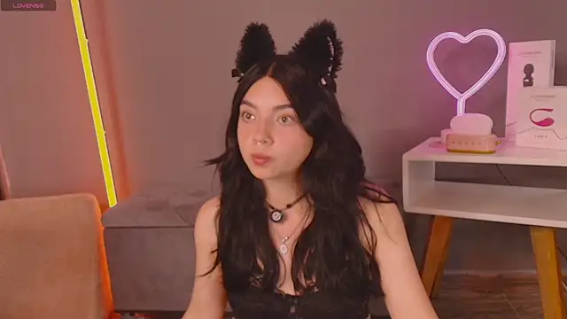 Im Elaris online show from 04/13/26, 02:44