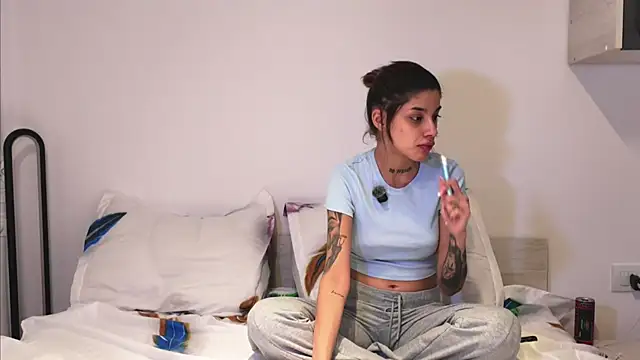 sweelexy online show from 04/21/26, 08:01