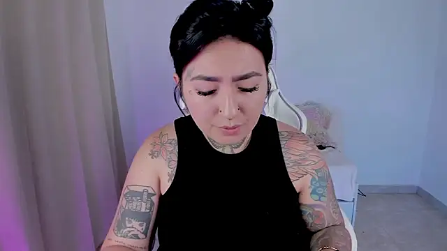 heeyy kitty online show from 03/25/26, 02:34