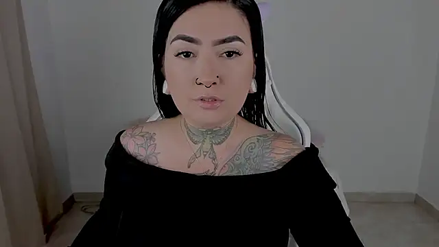 heeyy kitty online show from 04/13/26, 04:23