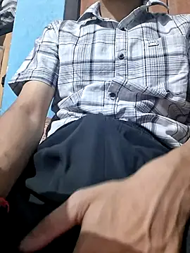 sexypenisboy online show from 04/23/26, 10:14