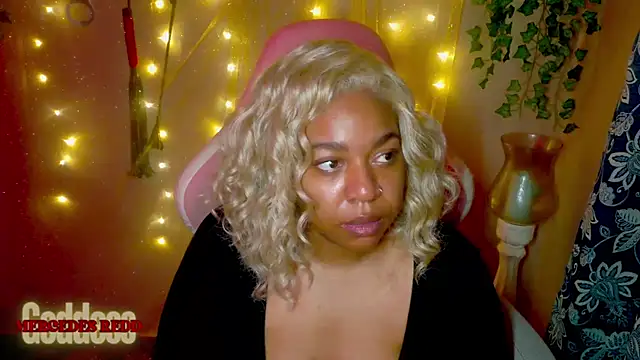 Goddess MercedesRedd online show from 06/26/26, 01:37