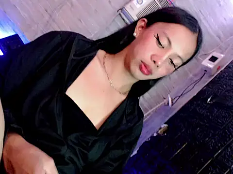 April Slut29 online show from 04/11/26, 08:13