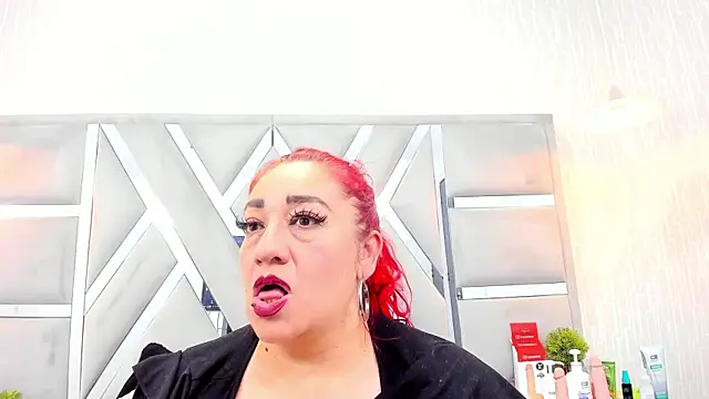 Sarah  Moonx online show from 07/22/26, 11:02