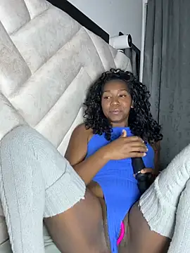 Snapshot of maryjane_ebony chatting on 05/17/26, 07:17 maryjane ebony online show from 05/17/26, 07:17