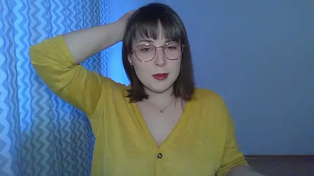 ClaraHard online show from 04/11/26, 04:22