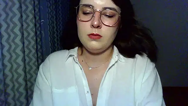ClaraHard online show from 07/01/26, 06:40