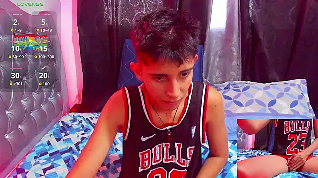 gomitaboy1 online show from 03/07/26, 06:16