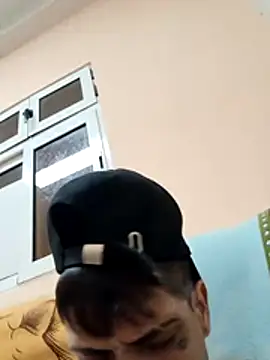 Snapshot of PeneGrandexxxSex chatting on 03/05/26, 04:41 PeneGrandexxxSex online show from 03/05/26, 04:41