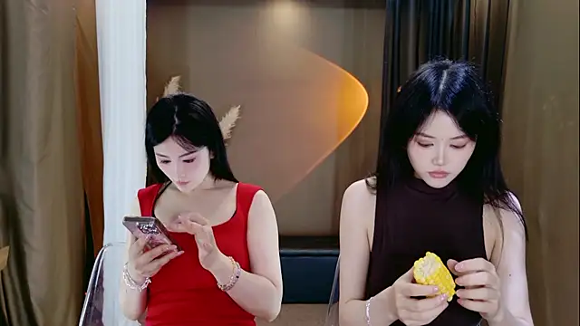 Banana-Milk69 online show from 06/05/26, 01:12
