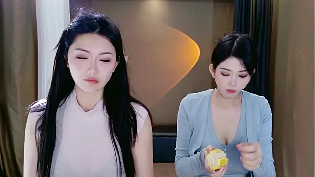 Banana-Milk69 online show from 06/06/26, 01:11