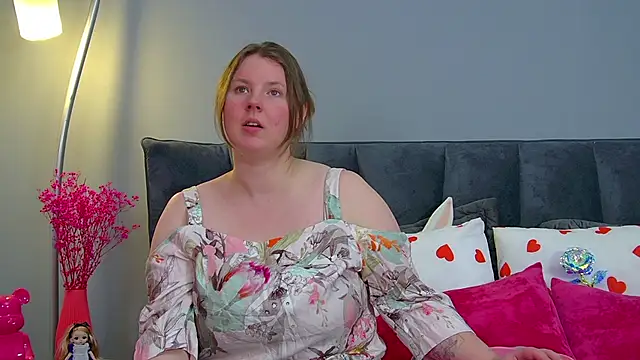 MelodyMoores online show from 04/18/26, 07:56