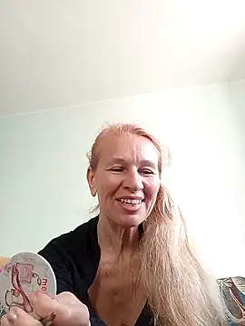 ViktoriaSexi1 online show from 04/15/26, 04:41