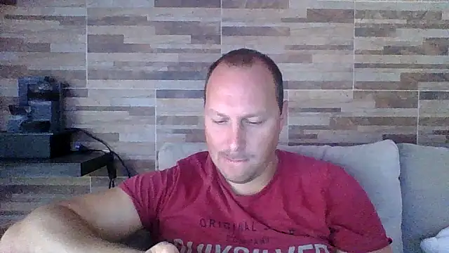 lustonfan online show from 03/25/26, 12:44