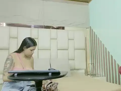 VikyANDfer online show from 03/27/26, 01:33