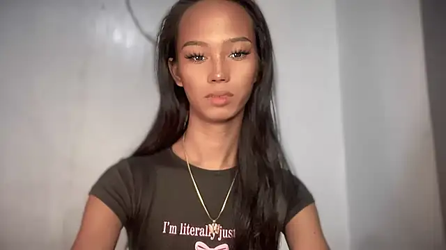 Sunkissed seductress online show from 03/11/26, 11:55