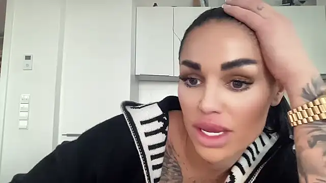 AMBER HARD online show from 03/24/26, 04:56