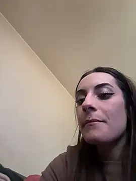 chiara-mario online show from 05/17/26, 11:39