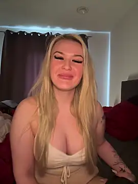 Lara-Gartner online show from 03/09/26, 01:04