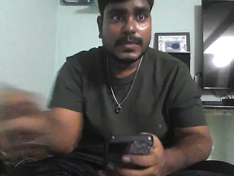 Foxboy65 online show from 05/17/26, 06:48
