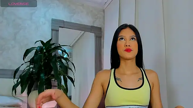  sophiarousse online show from 04/07/26, 11:43