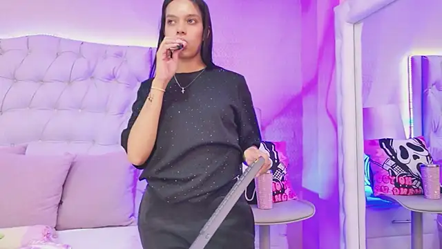 MeganRoseh online show from 04/11/26, 08:02