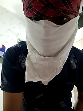 Hunter 372 online show from 04/17/26, 06:44