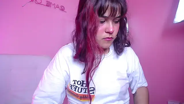 Nami Velle online show from 04/11/26, 01:04