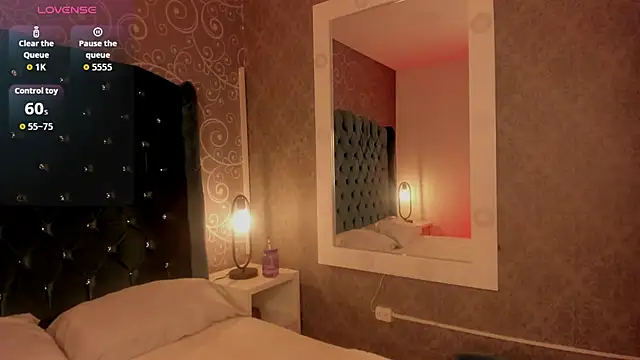 CoralineRed online show from 04/14/26, 11:11