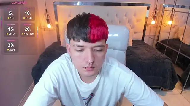 Santiago morgan online show from 03/22/26, 10:24