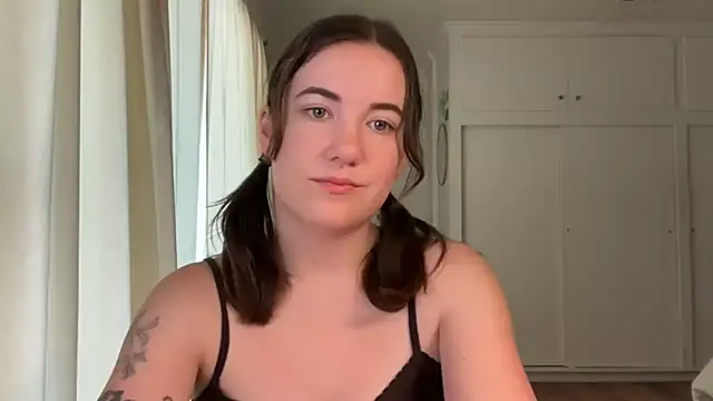 summerxo online show from 06/01/26, 05:36