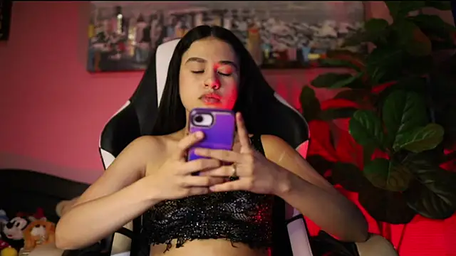 Danaa Rousee  online show from 03/17/26, 07:39