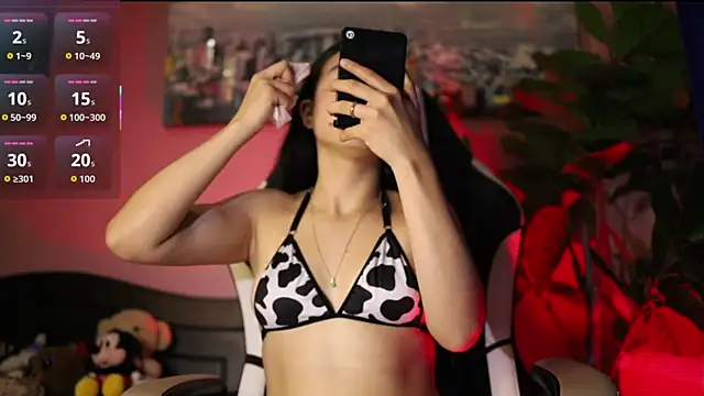 Danaa Rousee  online show from 03/23/26, 07:51