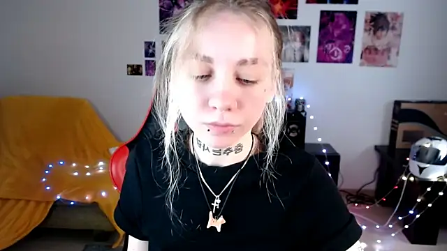 Nica Kawaii online show from 04/09/26, 06:41